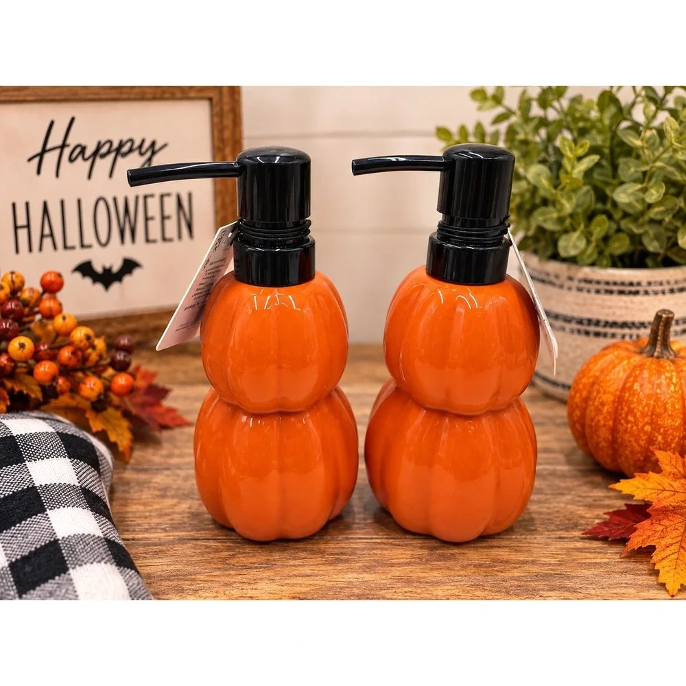 NEW Celebrate It Halloween Ceramic Pumpkin Soap Dispensers 2 Jack O Lantern